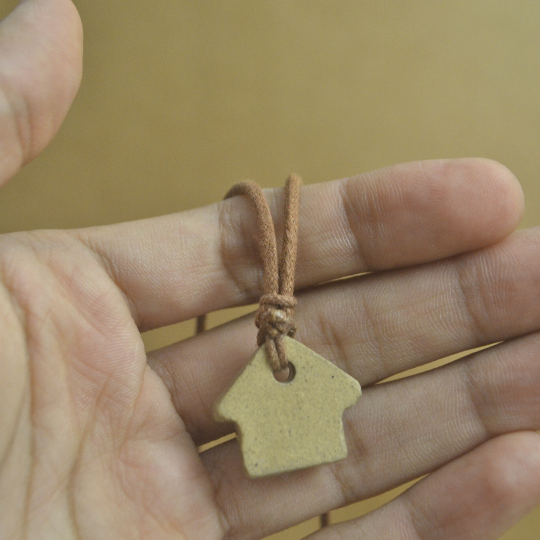 Necklace | House | Blue |