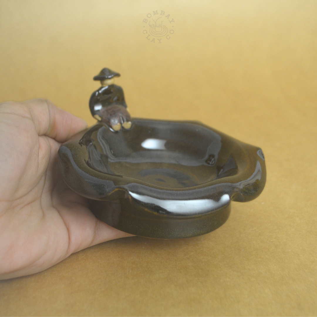 Small Plate with Person | Black |