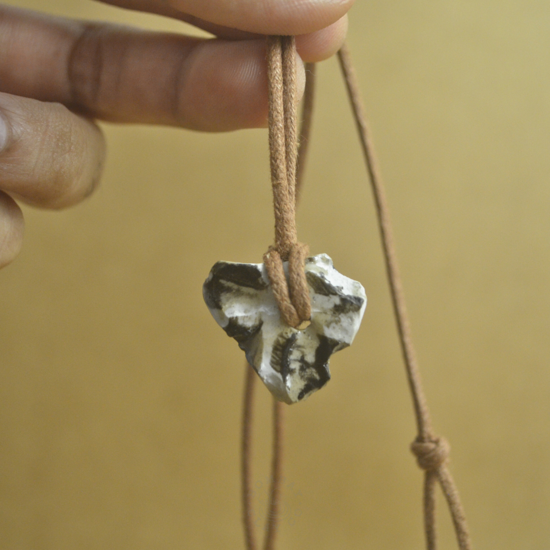 Necklace | Faceted Rock | Brushed | Black |