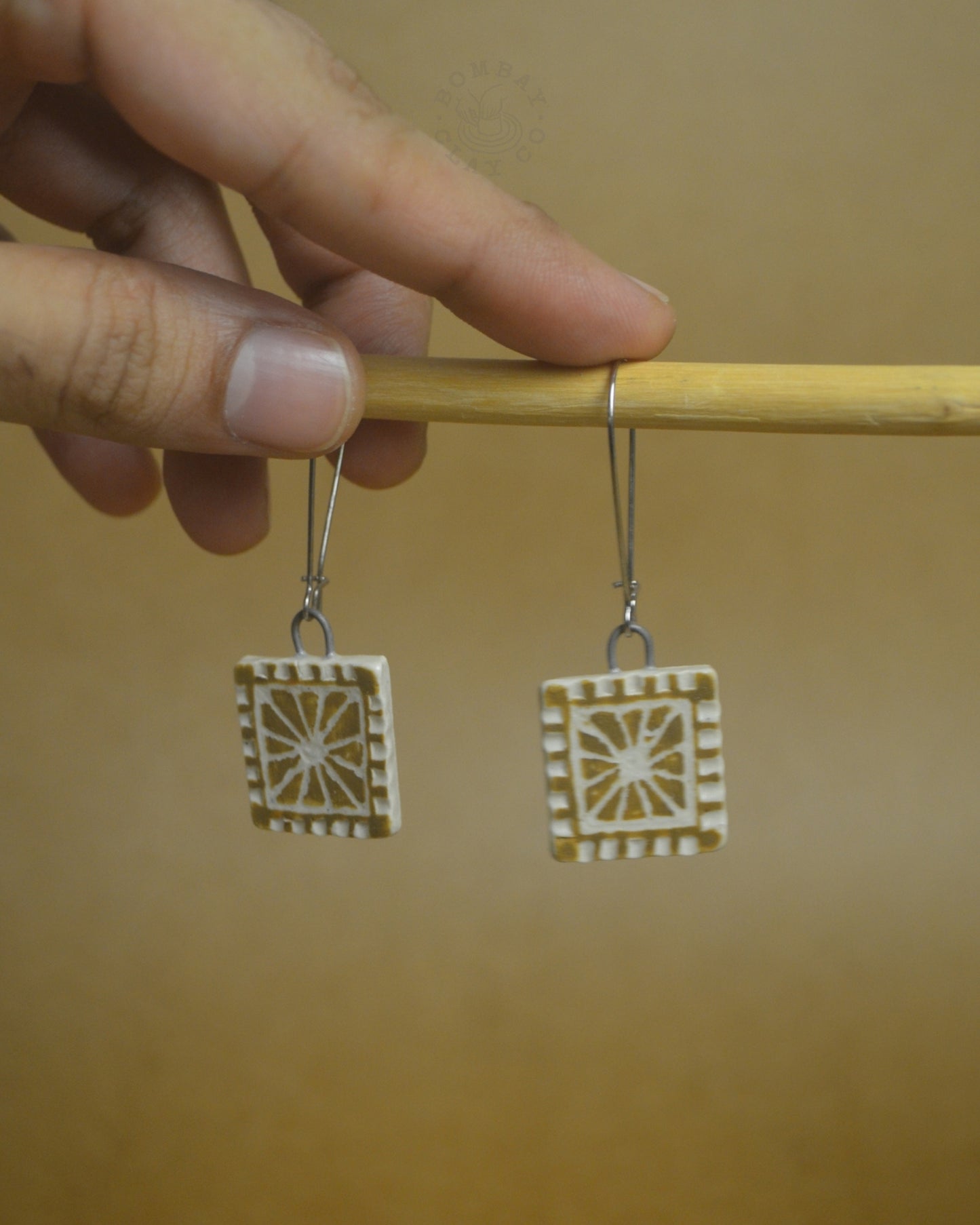 Earrings | Flower Postcard | Brown
